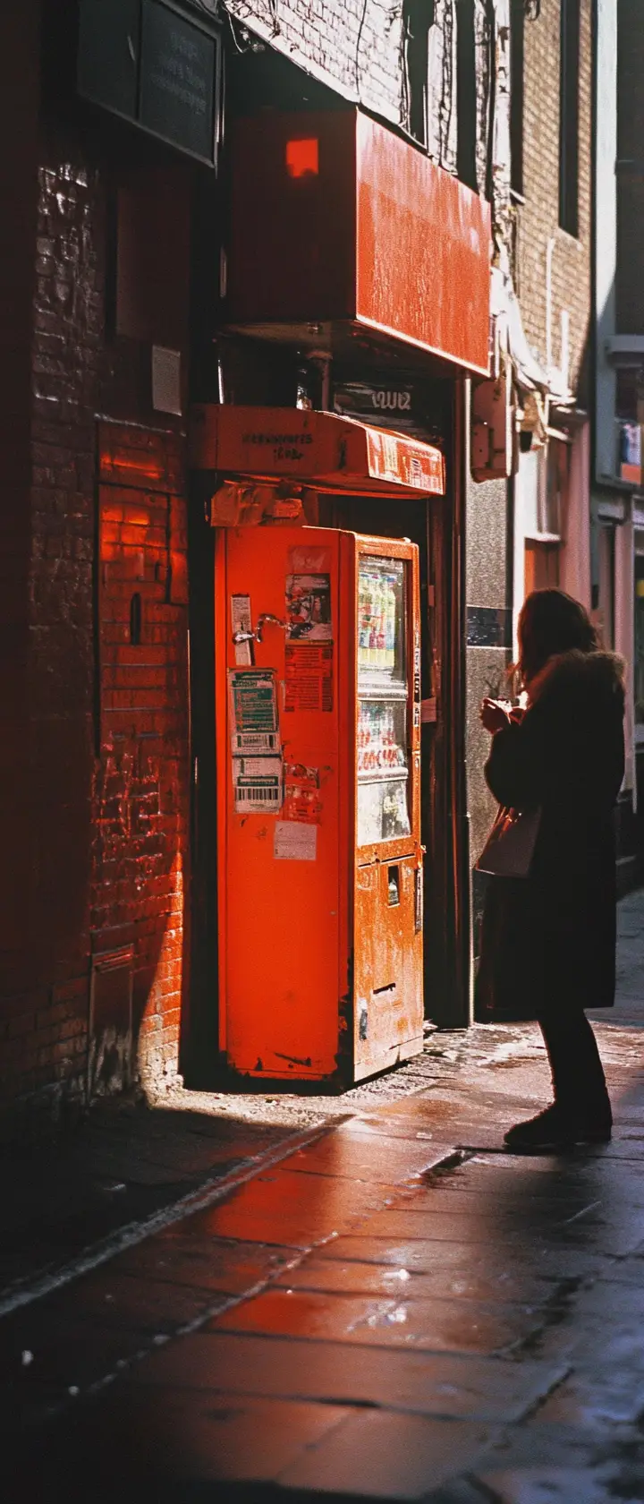 Red brick london alleyway in warm afternoon sun