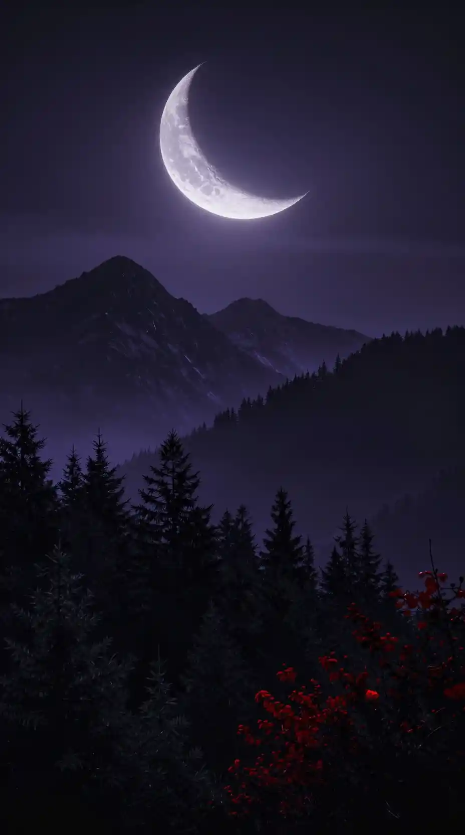 Paesaggio montuoso oscuro sotto una luna crescente gigante