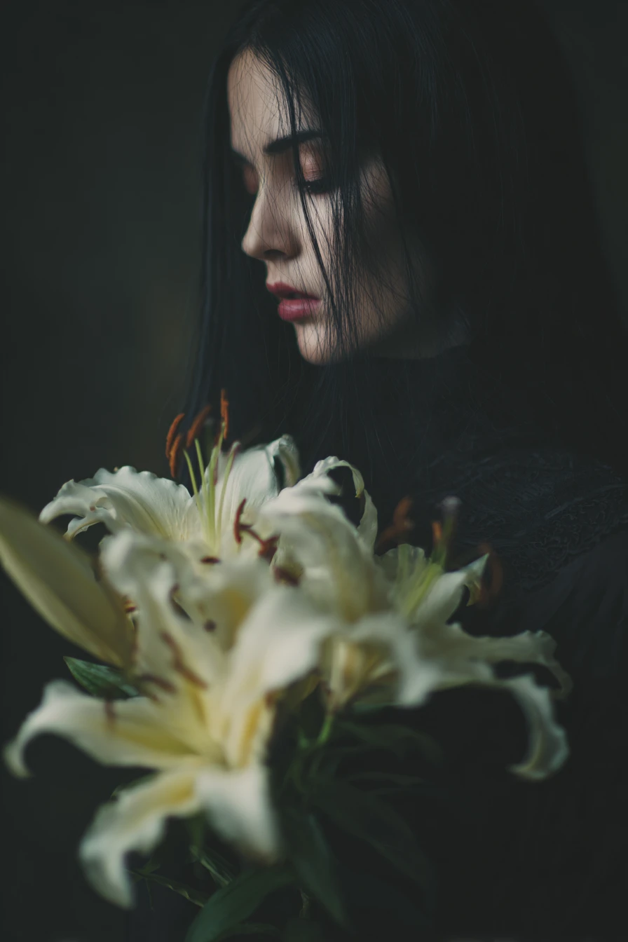 Heartbroken lover longing for a distant sleeping beloved
