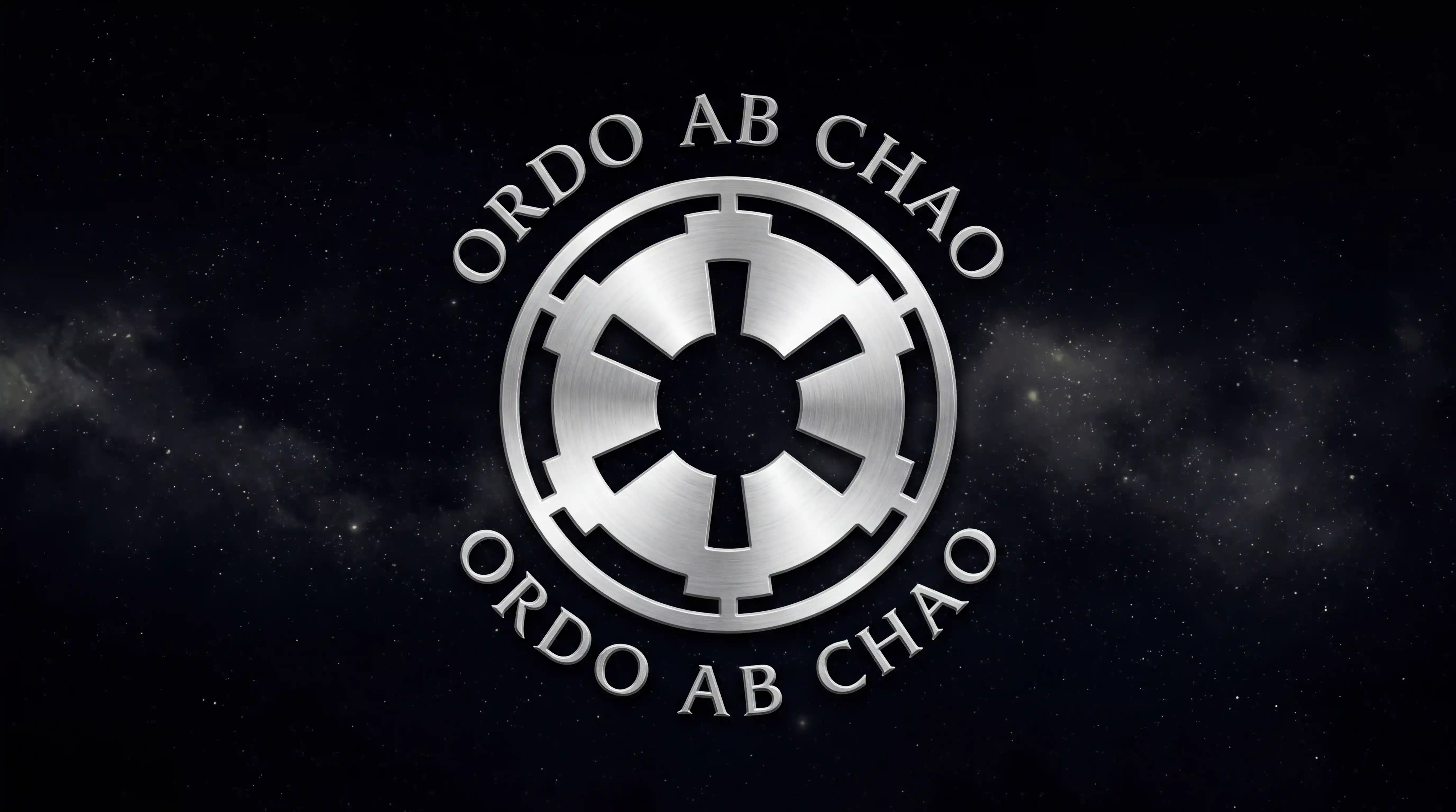 Emblema galáctico prateado com texto ordo ab chao em preto