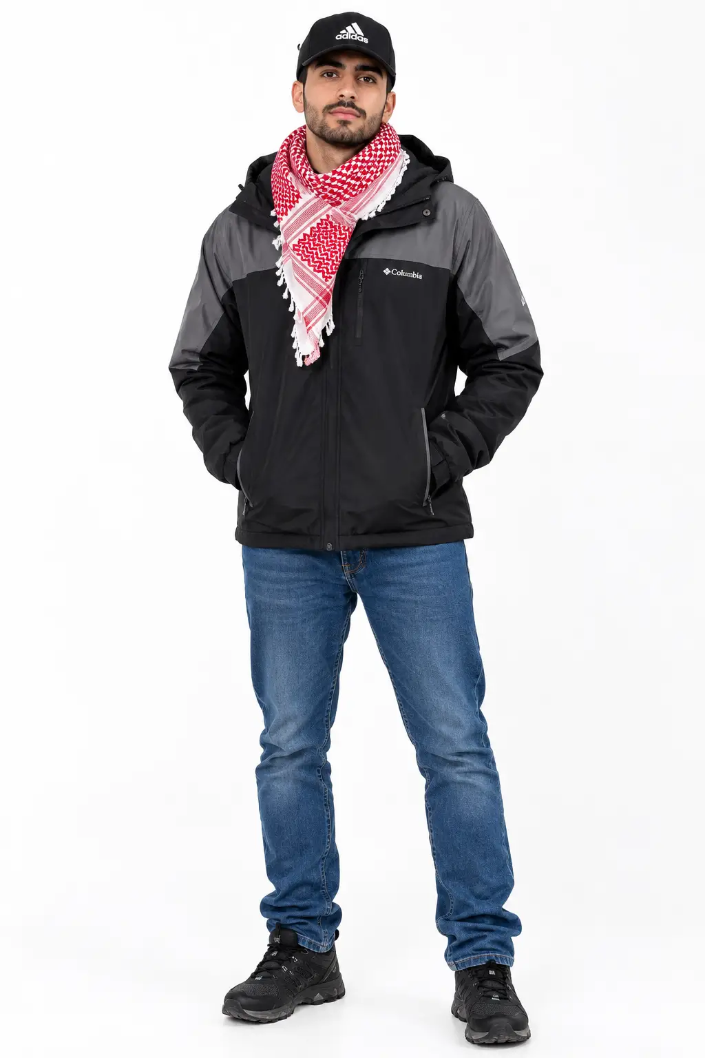 Junger arabischer Mann mit Keffiyeh und Freizeitjacke